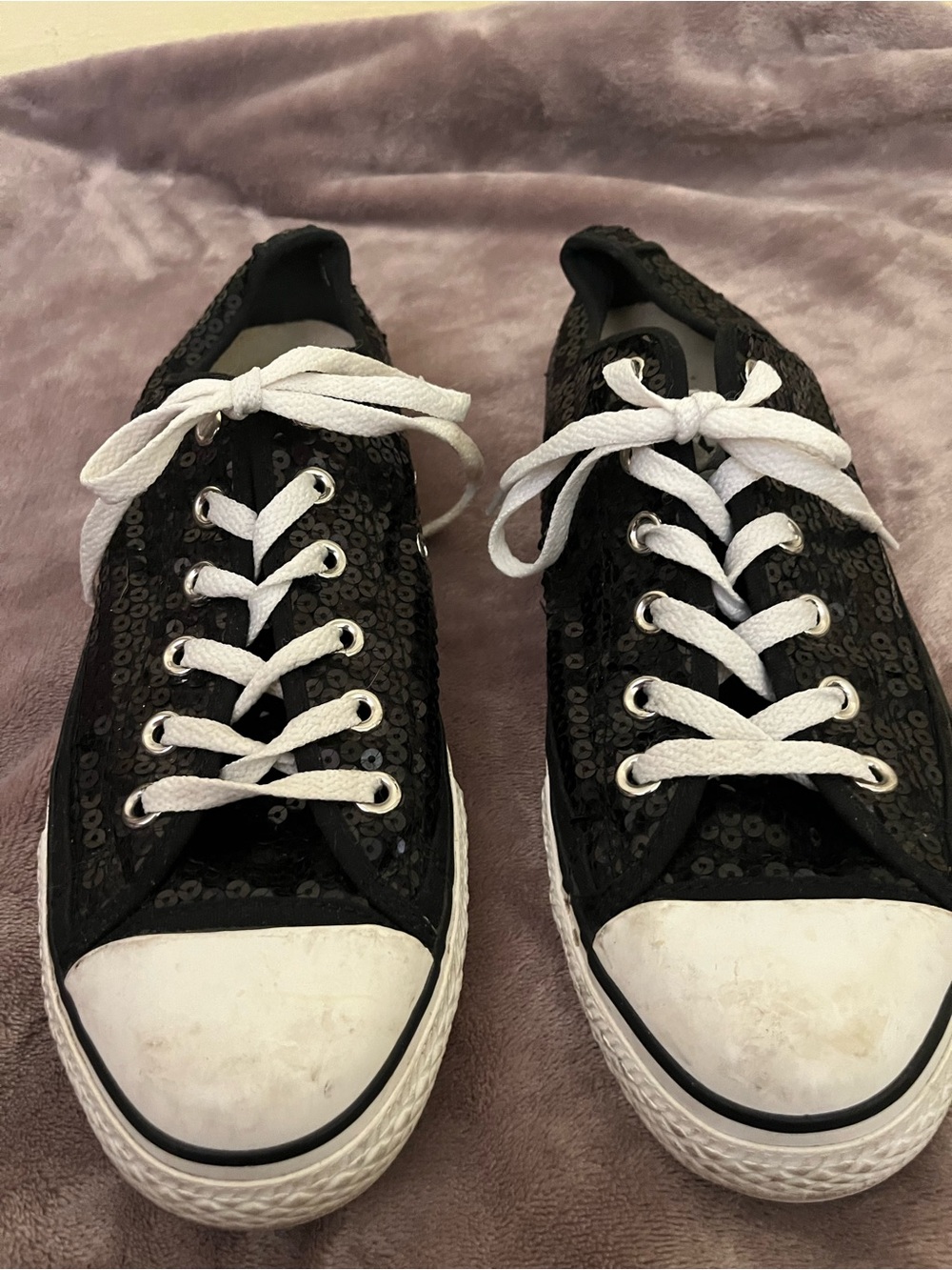 Converse Black Sequin Low-Top Lace-Up Sneakers with White Accents size 10 - Picture 6 of 10